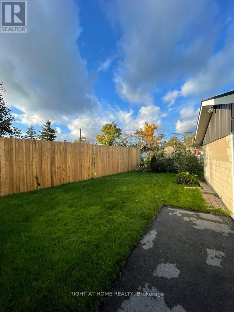 6930 WHITMAN AVENUE - 24