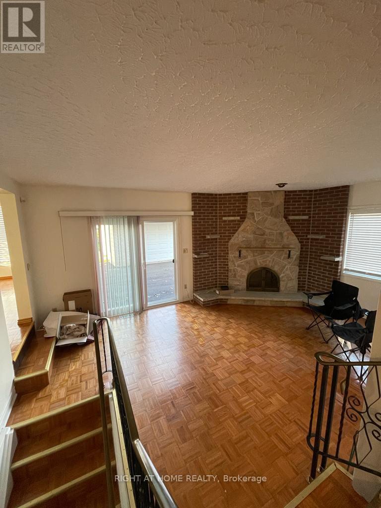 6930 WHITMAN AVENUE - 3