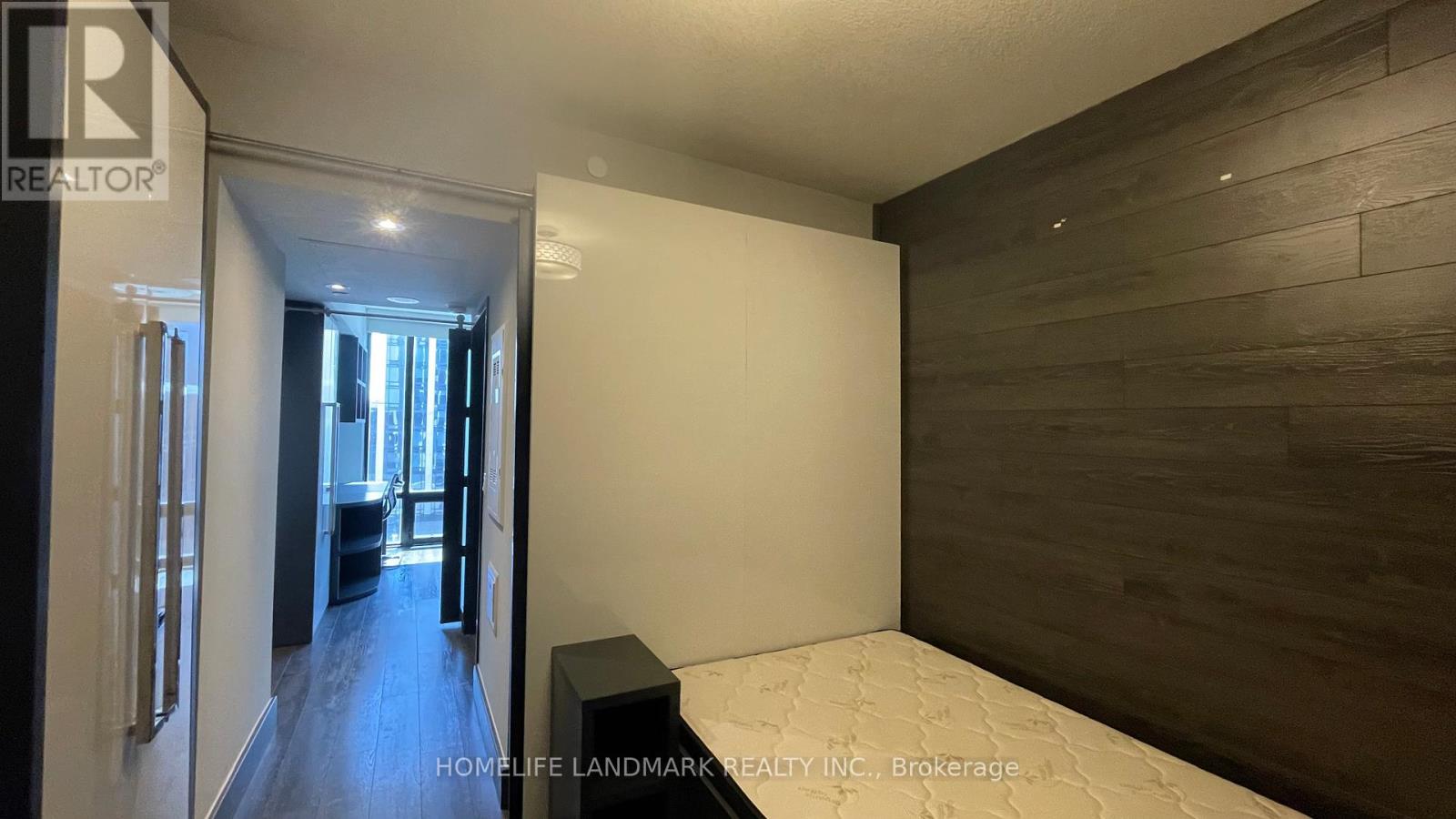 #N709 330 PHILLIP STREET - 23