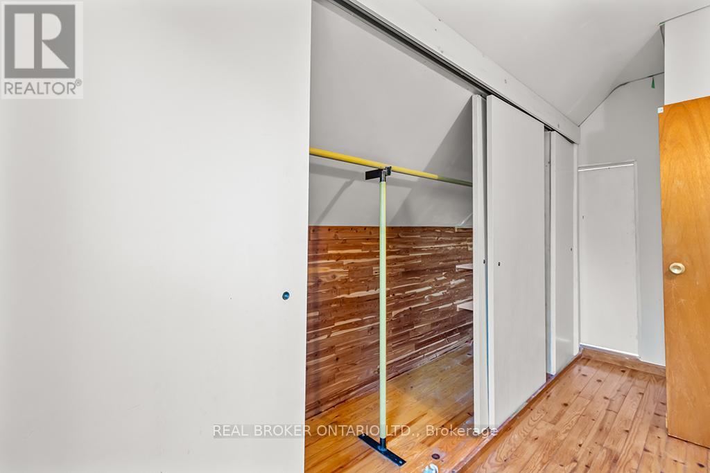 1323 2ND AVENUE W - 29