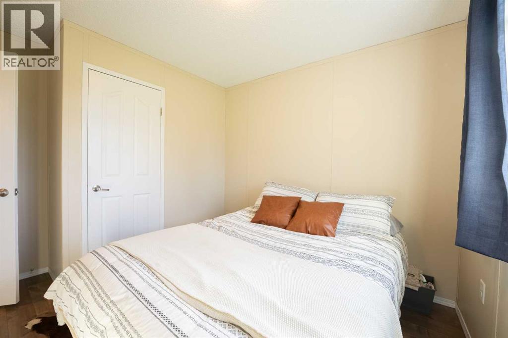22408 27 Avenue - 16