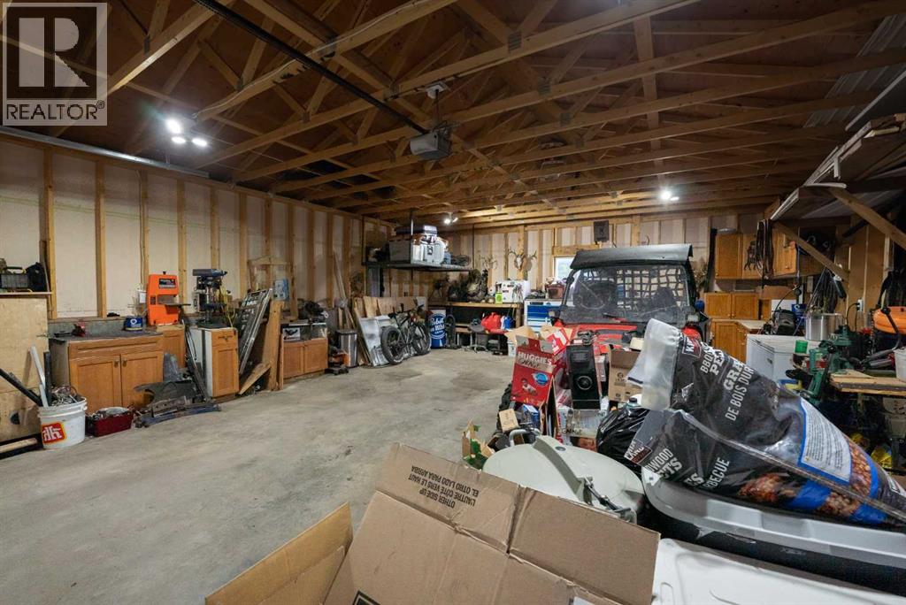 22408 27 Avenue - 25