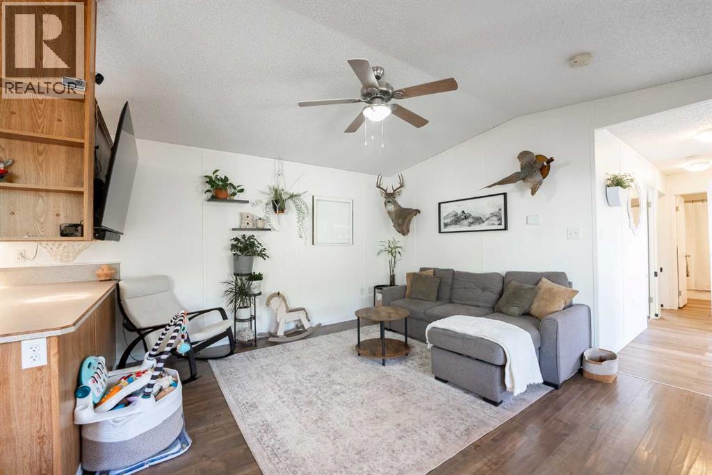 22408 27 Avenue - 4