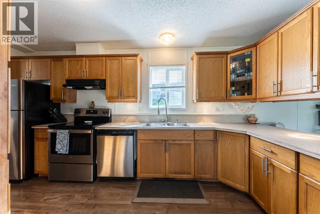 22408 27 Avenue - 7