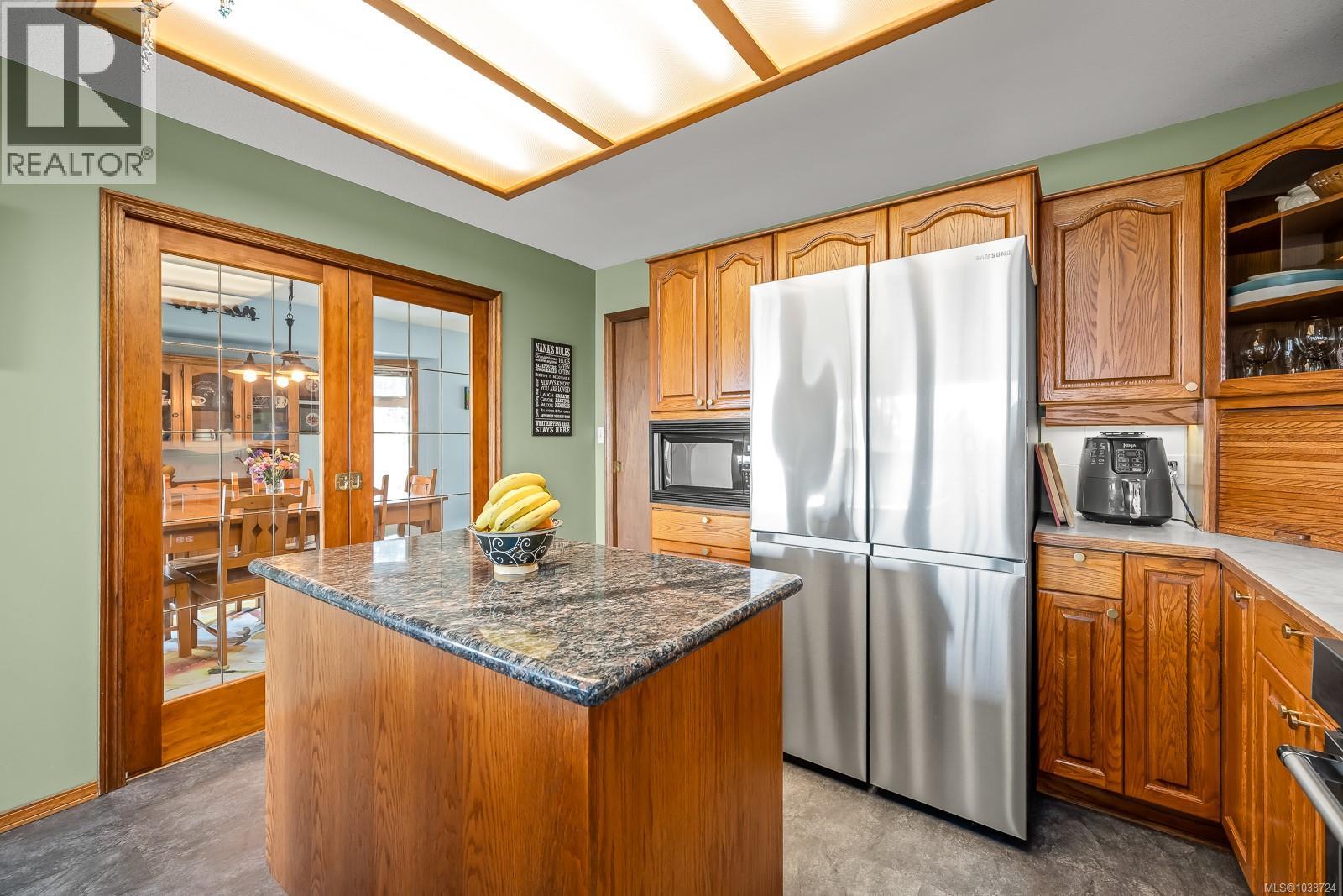 3834 Laurel Dr - 37