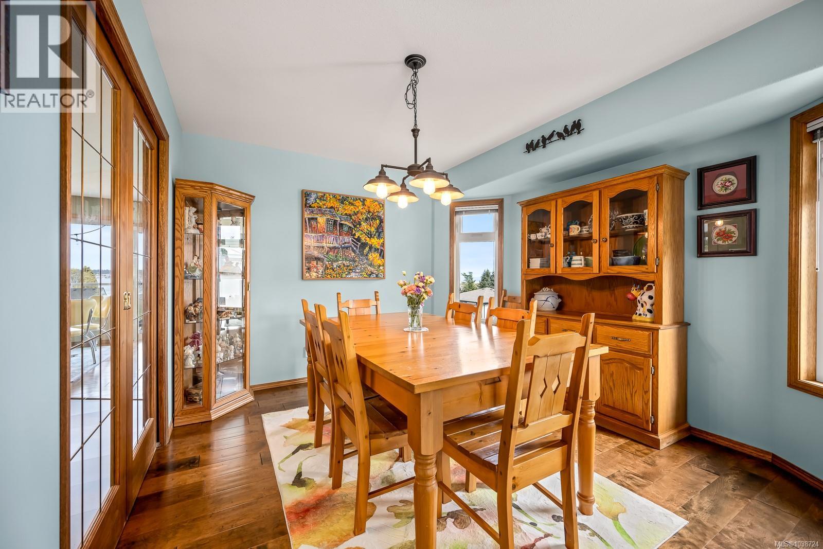 3834 Laurel Dr - 4