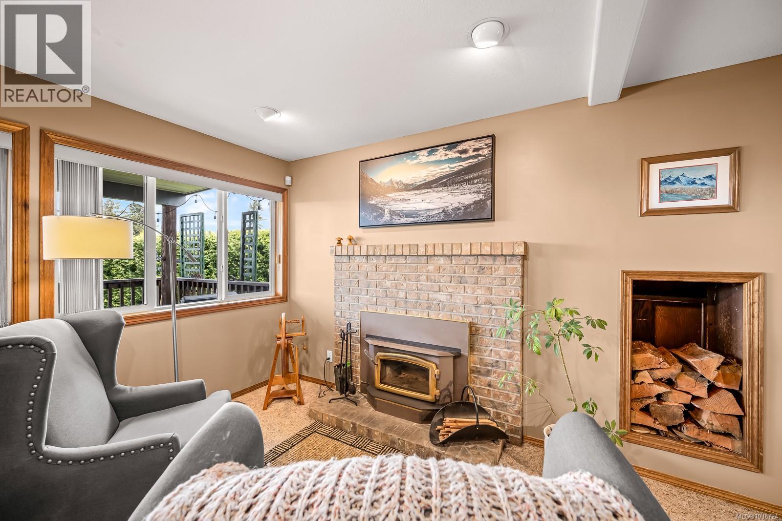 3834 Laurel Dr - 63