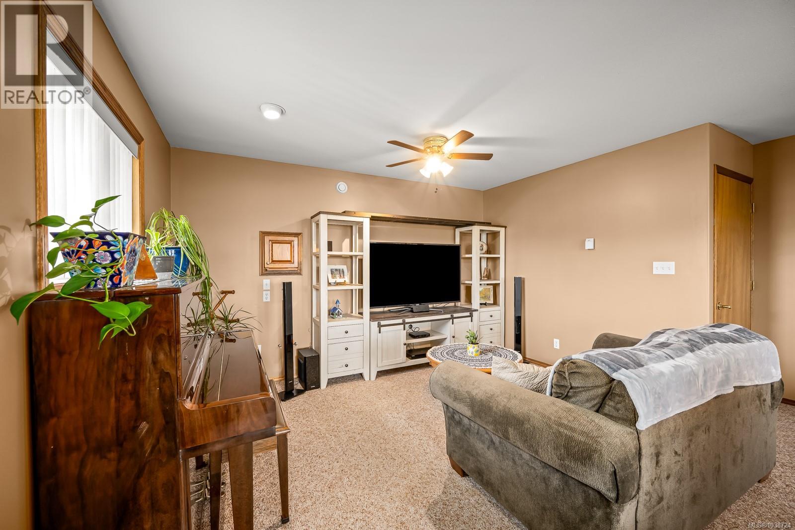 3834 Laurel Dr - 65