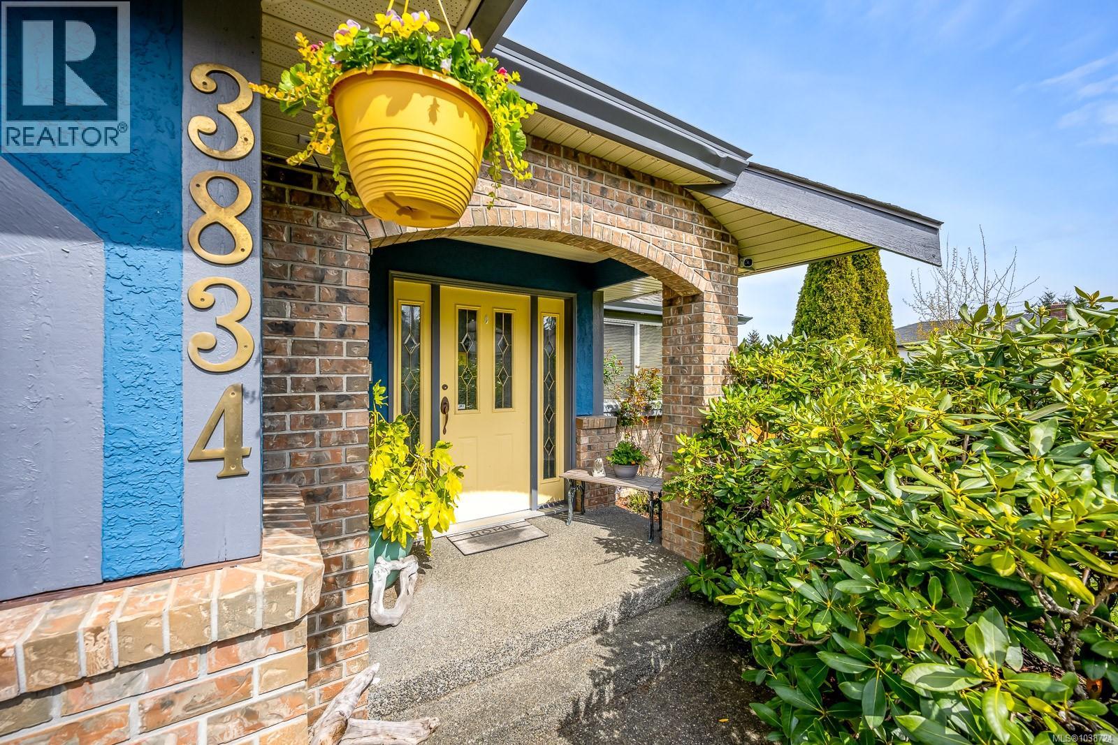 3834 Laurel Dr - 74