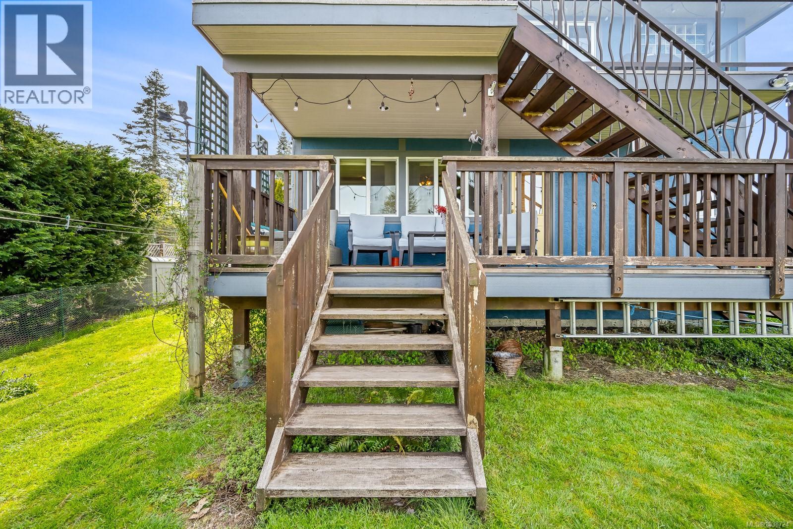 3834 Laurel Dr - 81
