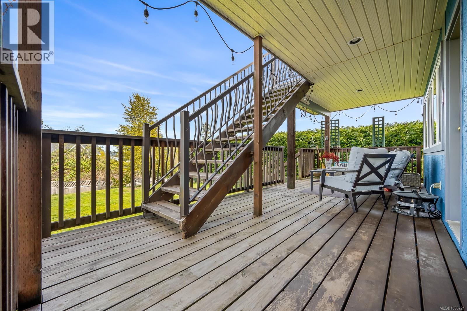 3834 Laurel Dr - 82