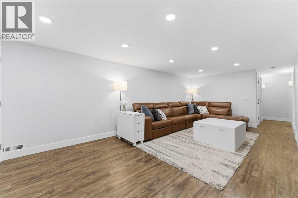 128 78 Avenue SE - 25