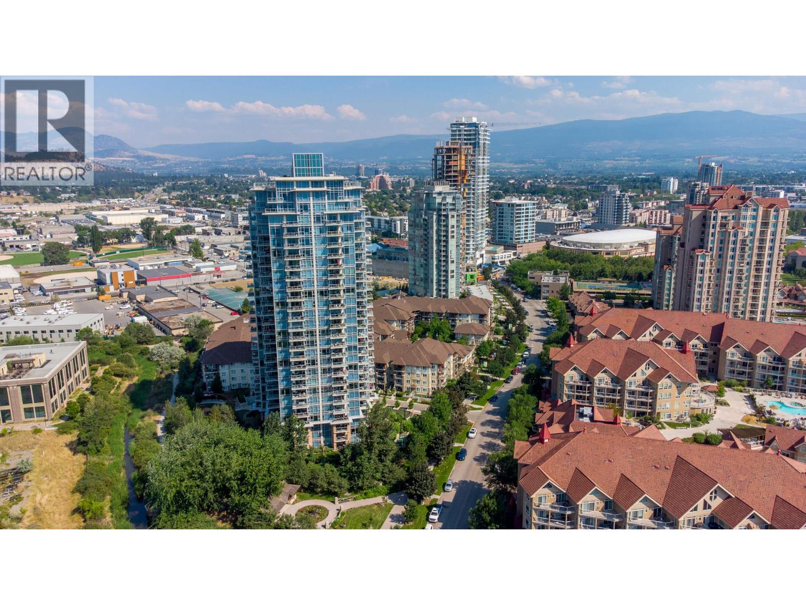 702 1075 Sunset Drive, Kelowna