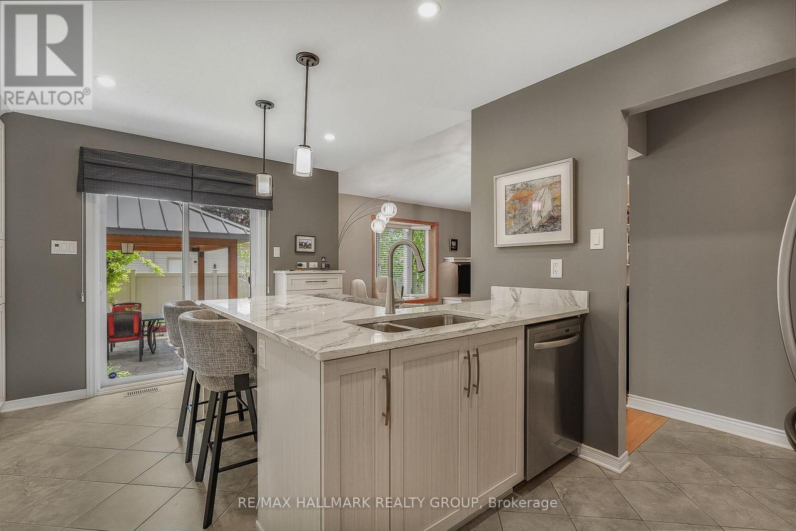 578 TOURELLE DRIVE - 17