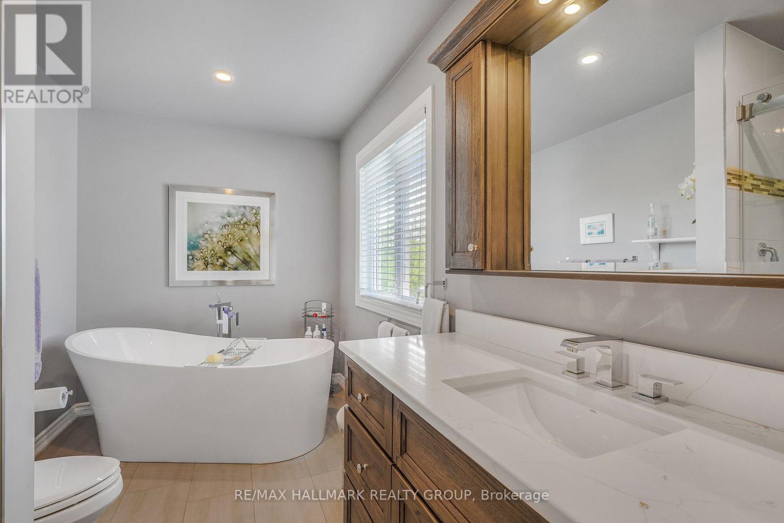 578 TOURELLE DRIVE - 25