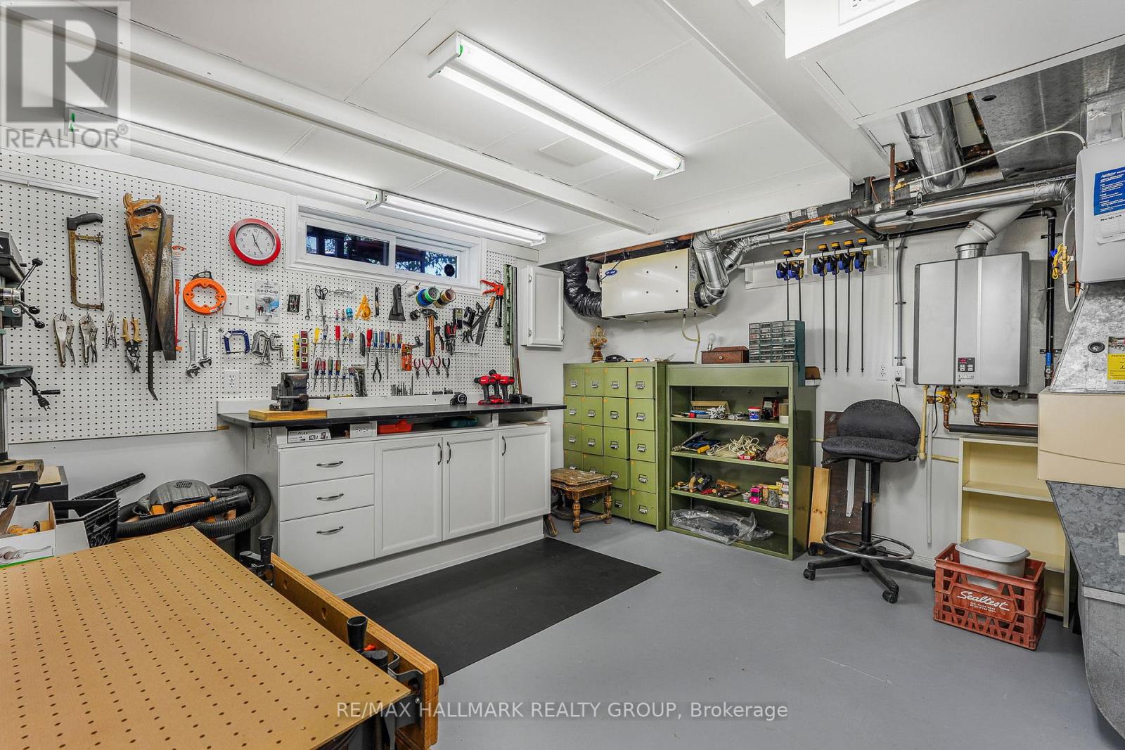 578 TOURELLE DRIVE - 28