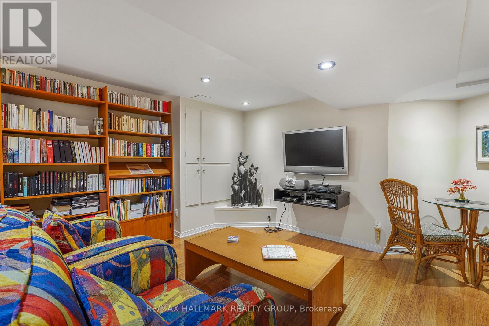 578 TOURELLE DRIVE - 29