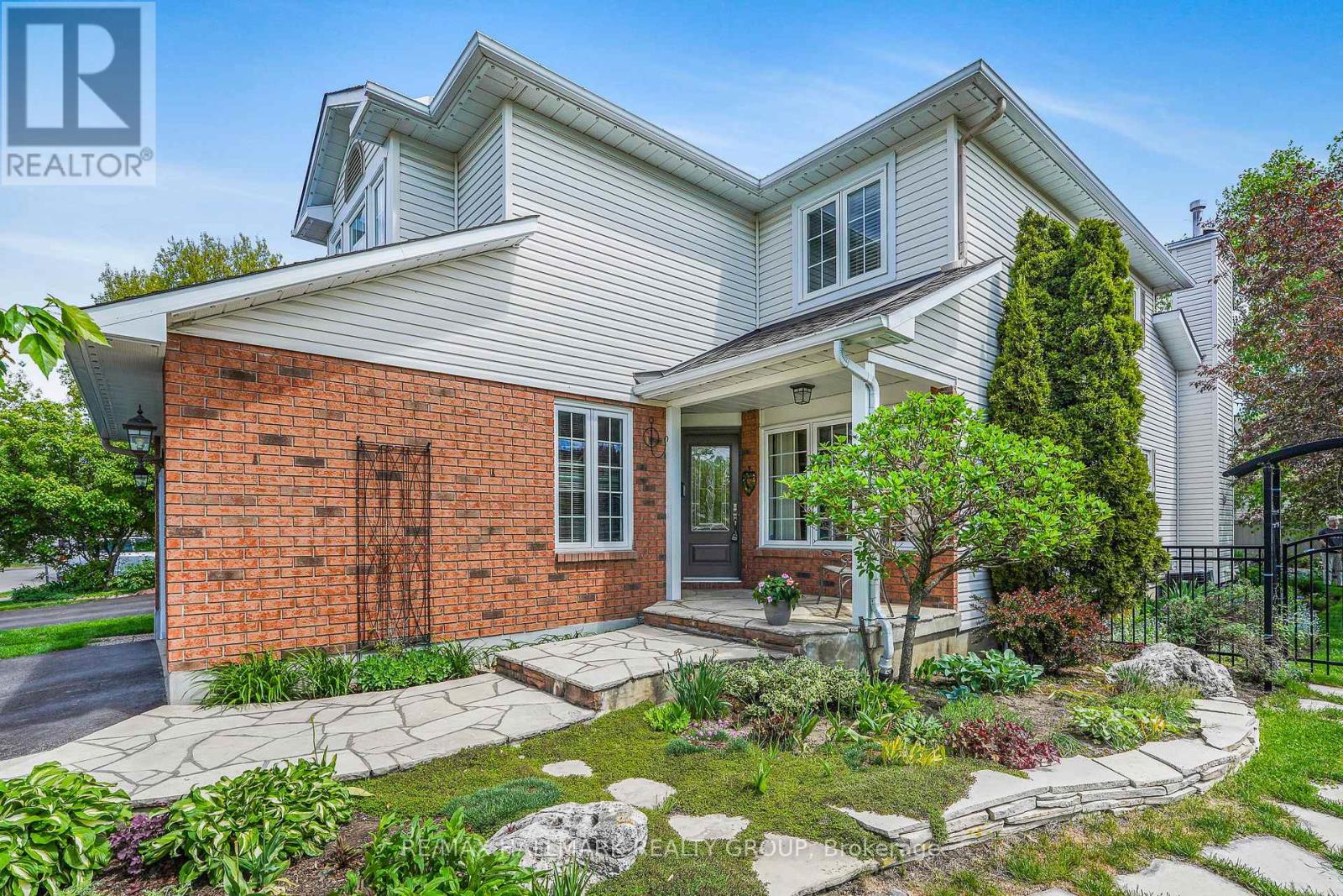 578 TOURELLE DRIVE - 3