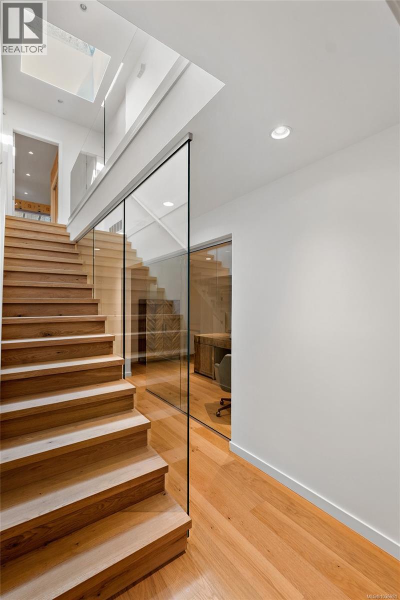 330 Irving Rd - 35