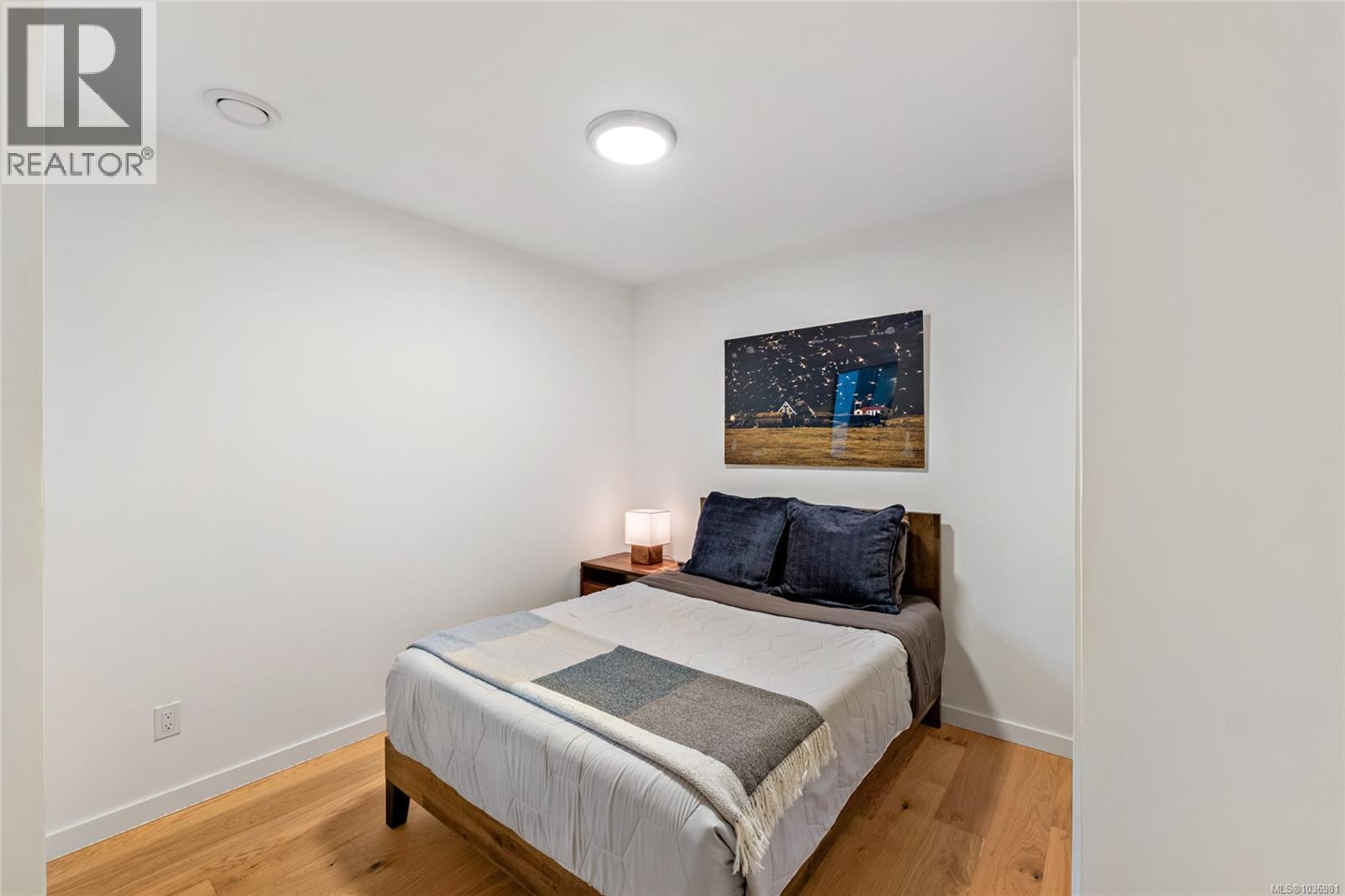 330 Irving Rd - 40