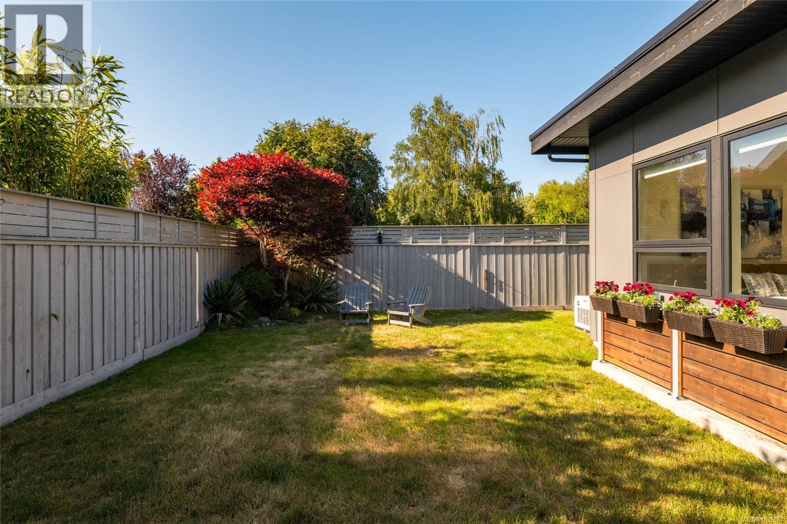 330 Irving Rd - 55