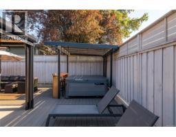 330 Irving Rd, Victoria, BC V8S4A2 Photo 50