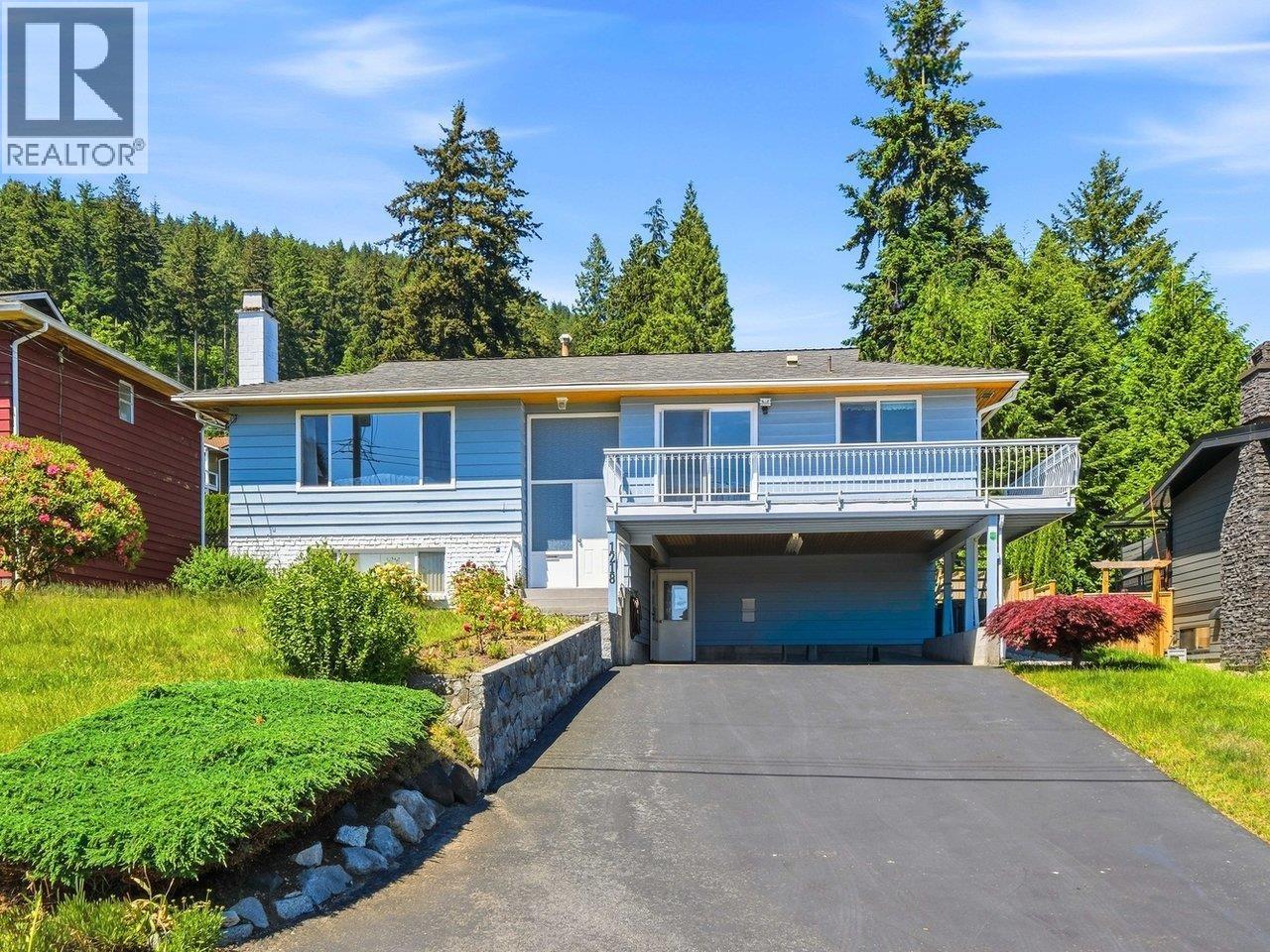 1218 CHAMBERLAIN Drive - main photo