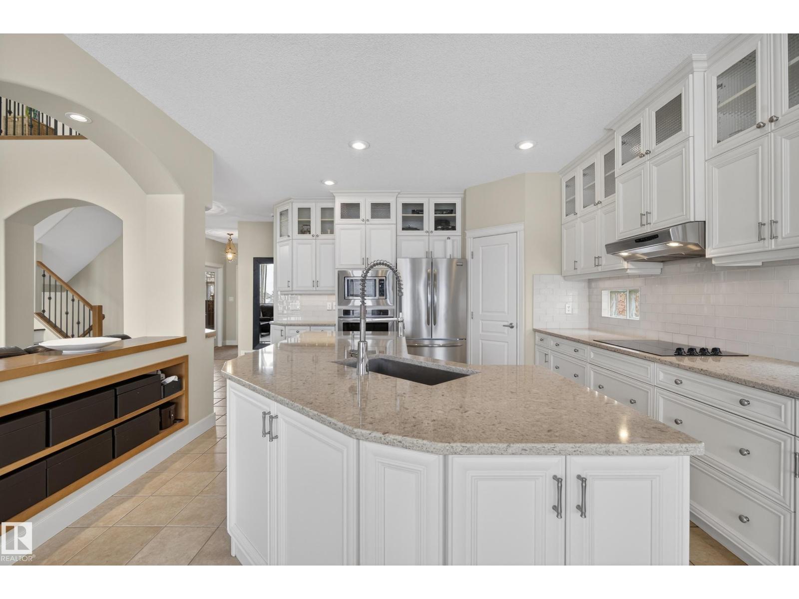 15712 135 ST NW - 8