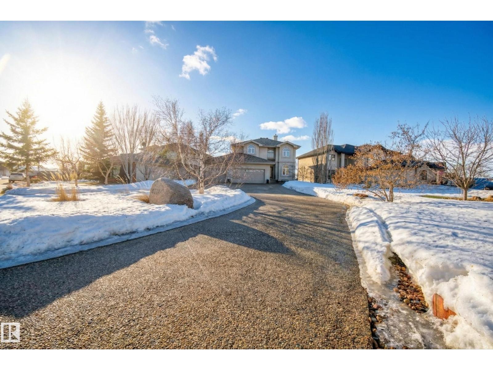 15712 135 ST NW - 51