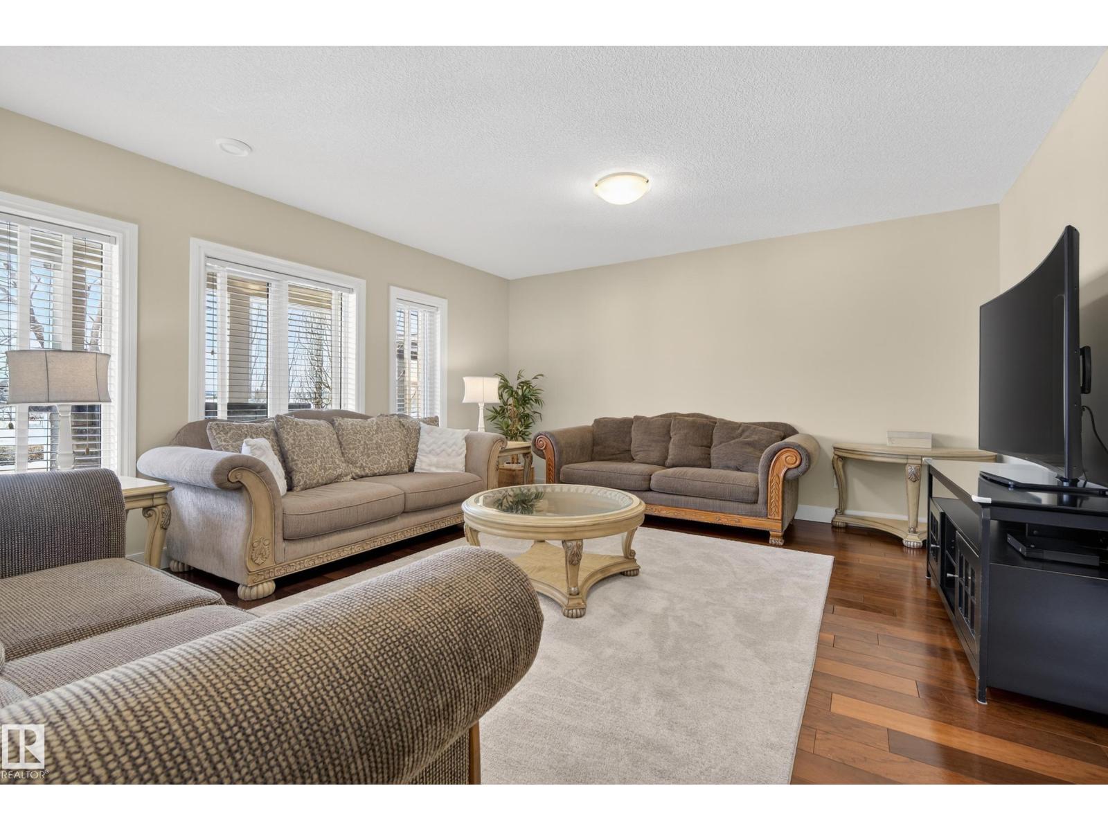 15712 135 ST NW - 40