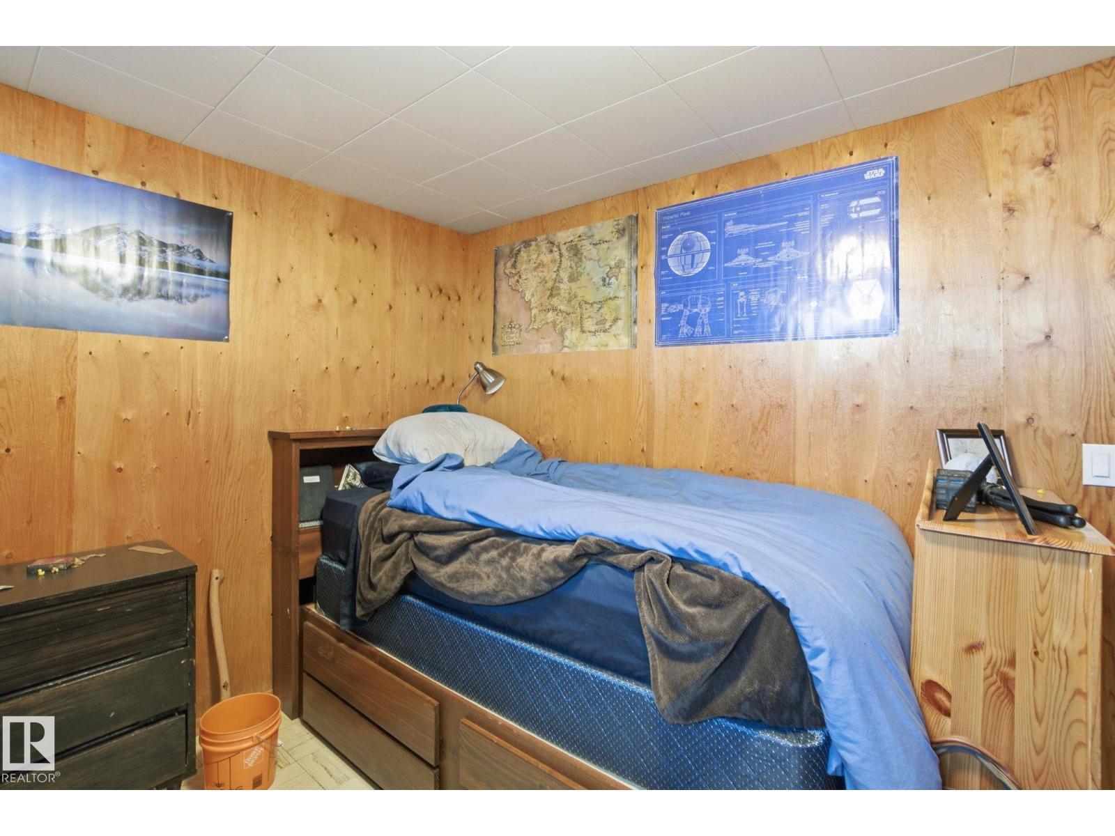 8208 73 AV NW - 36
