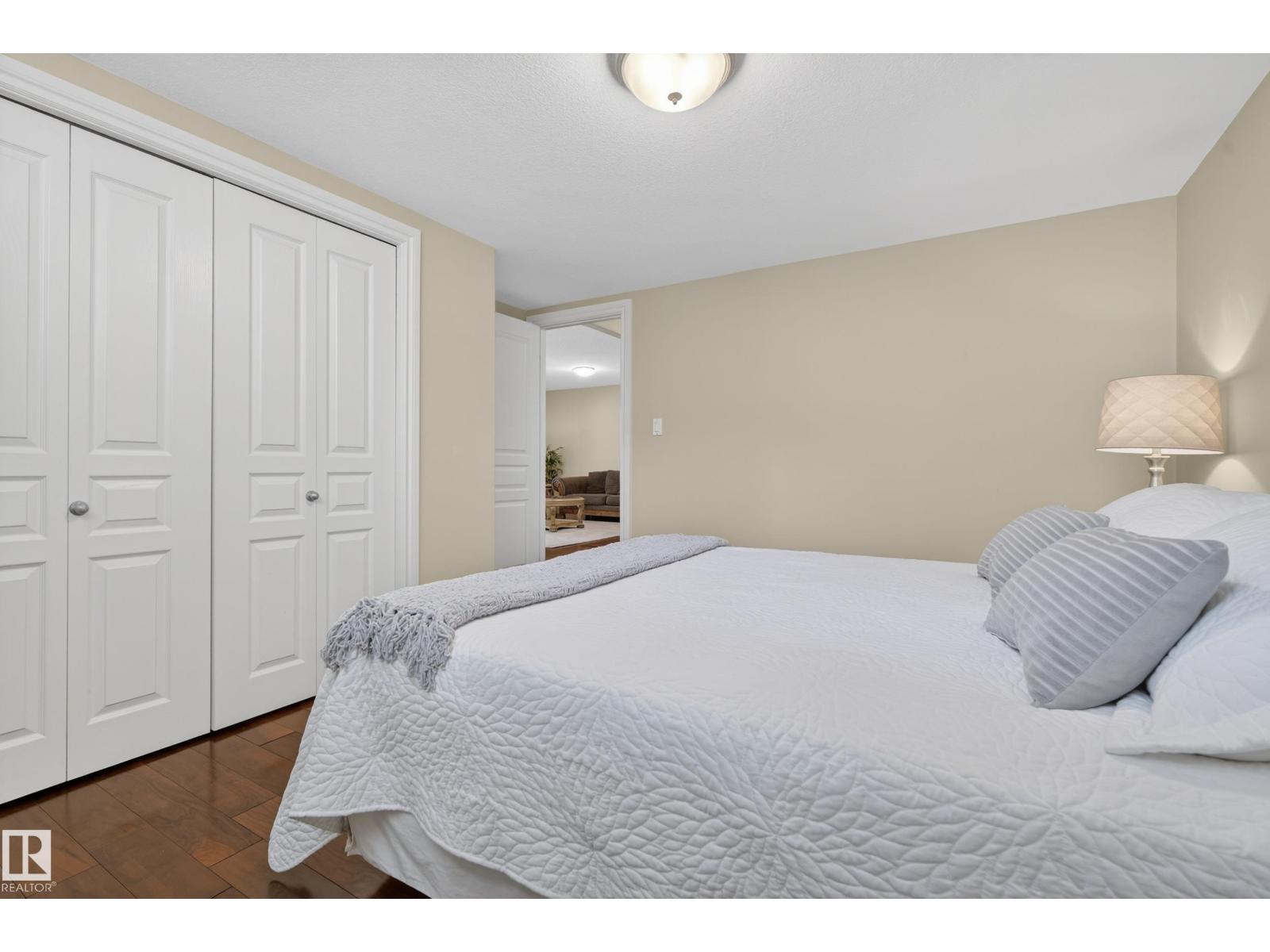 15712 135 ST NW - 26