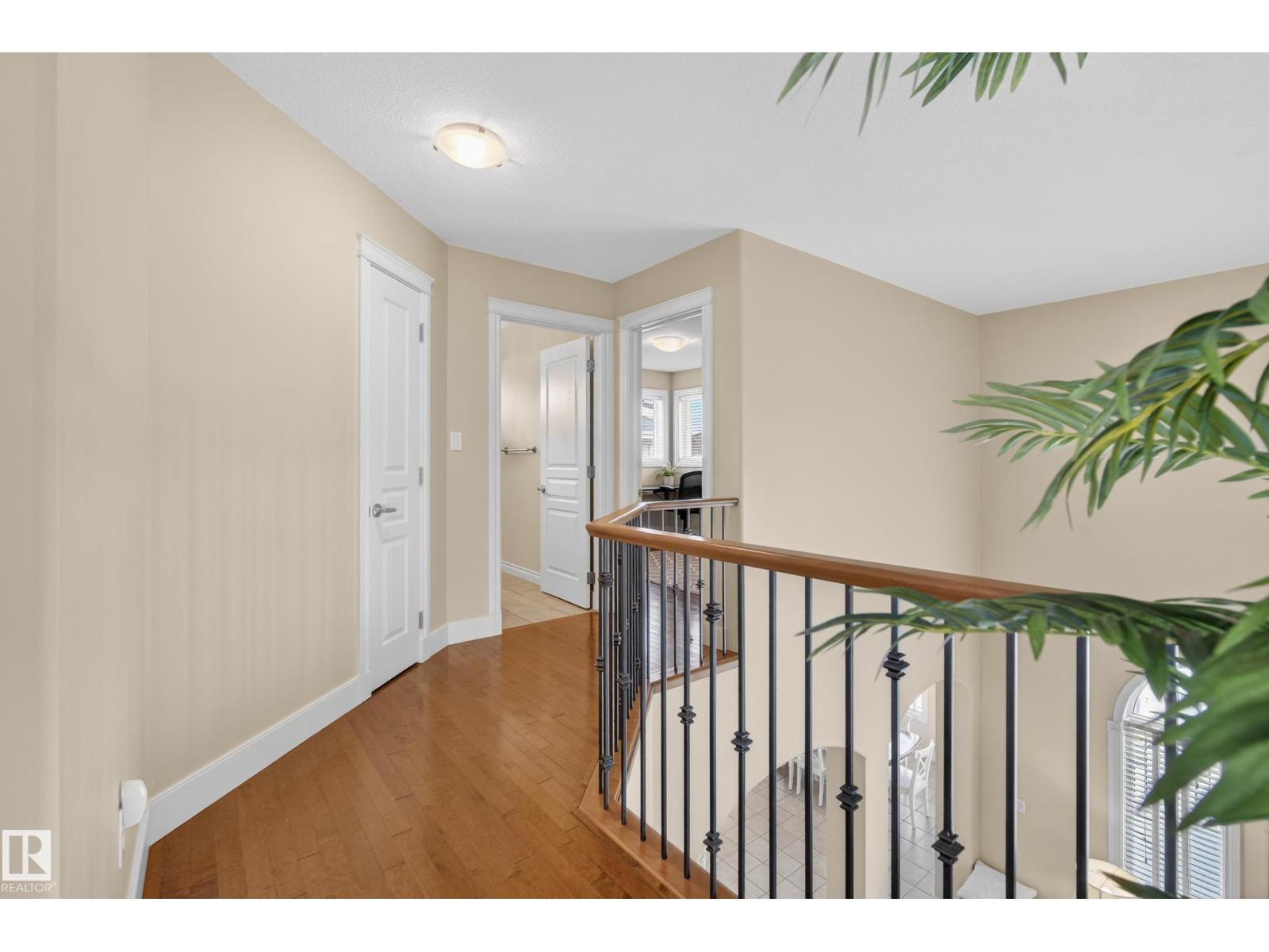 15712 135 ST NW - 14