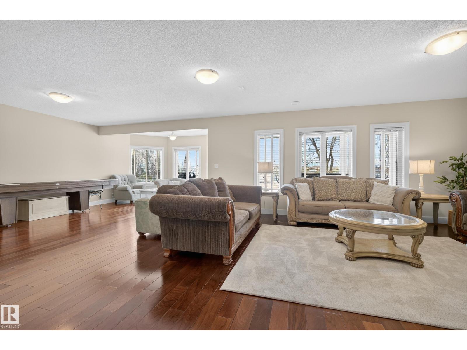 15712 135 ST NW - 28