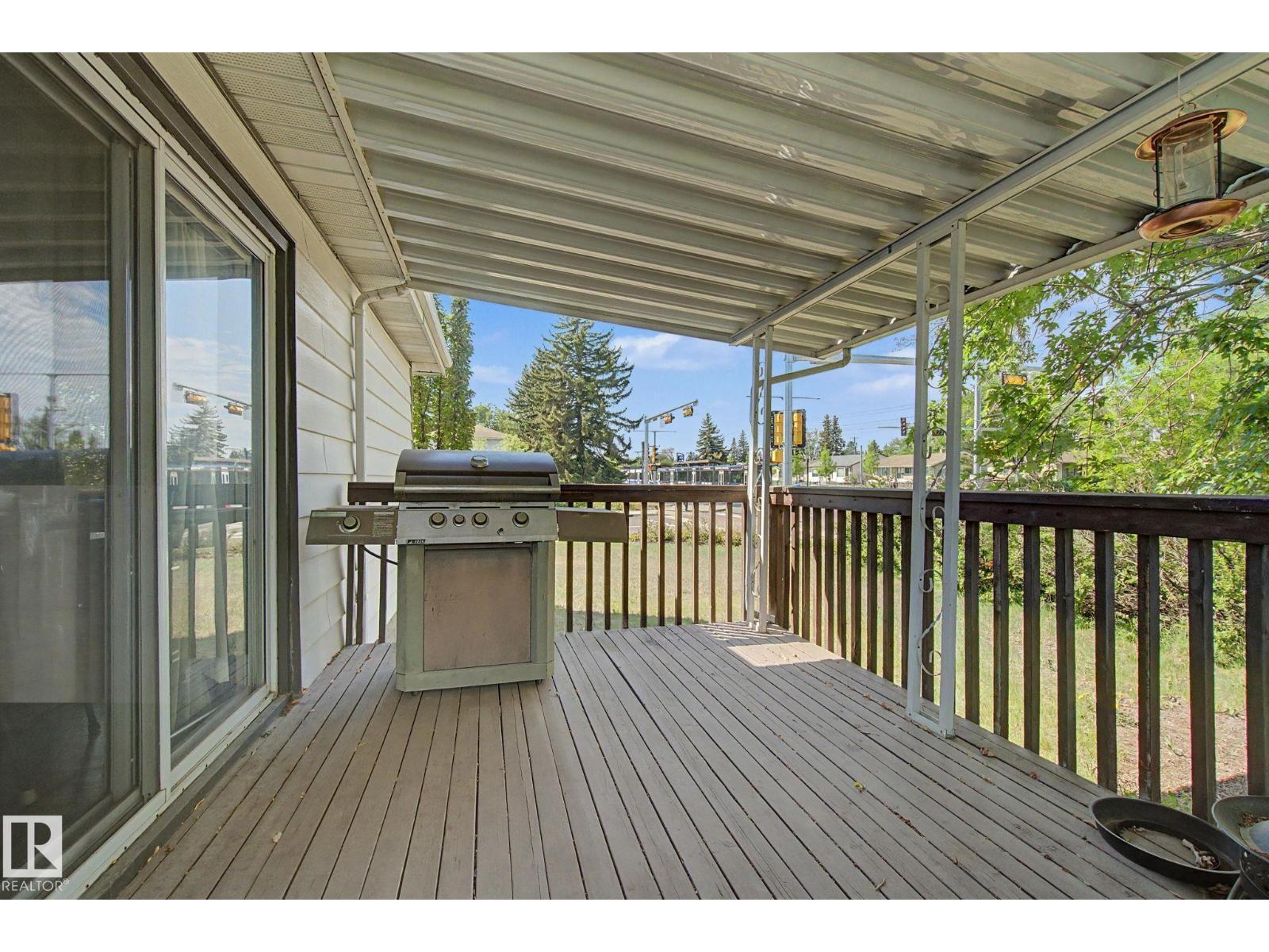 8208 73 AV NW - 50