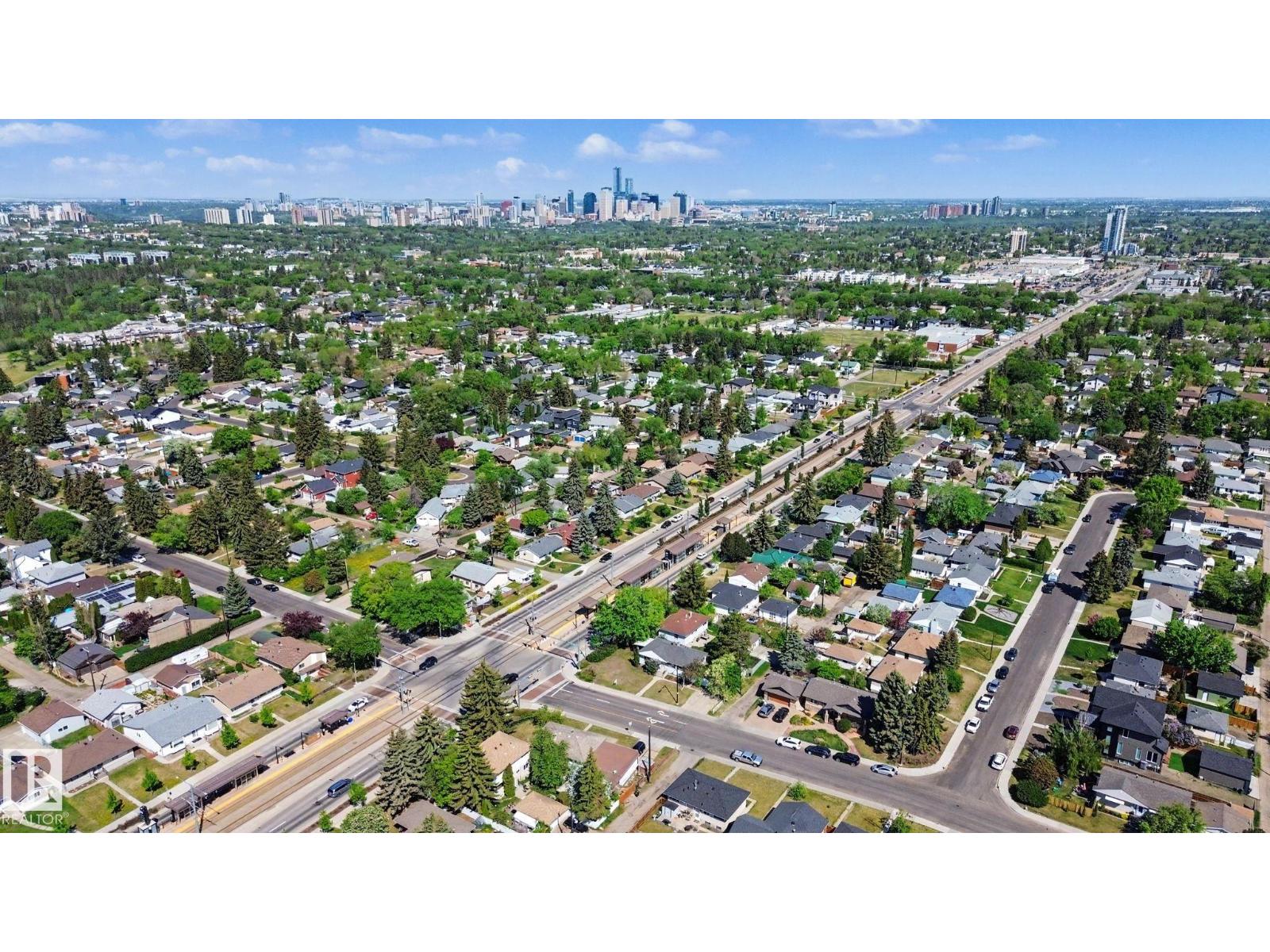 8208 73 AV NW - 57