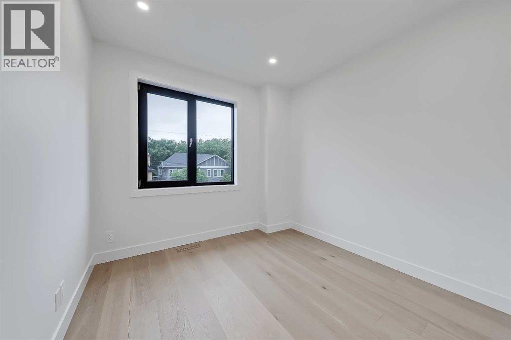 2720 5 Avenue NW - 28