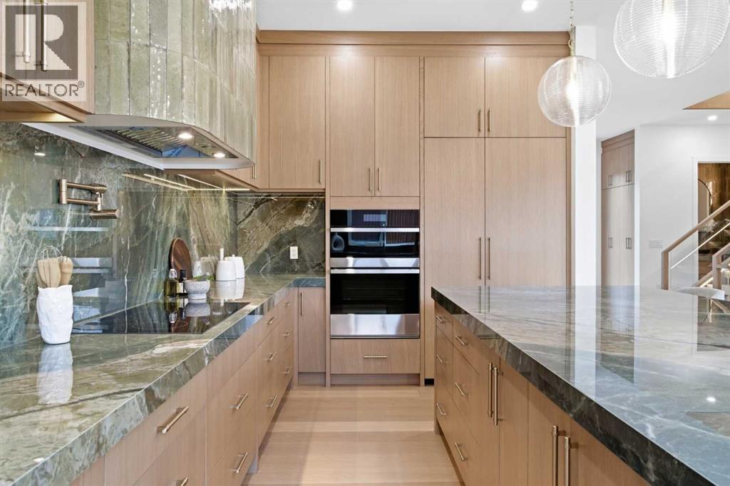 209 Windermere Road SW - 6