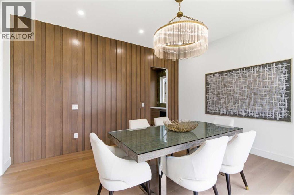 209 Windermere Road SW - 23