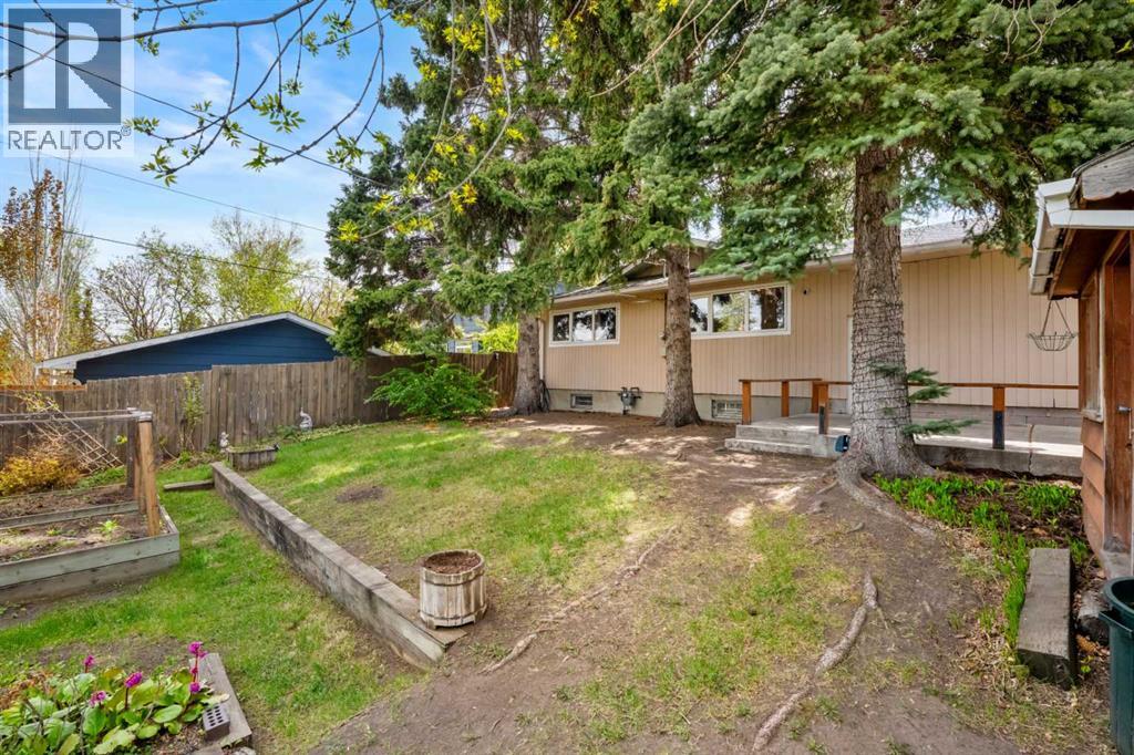 624 Willacy Drive SE - 33