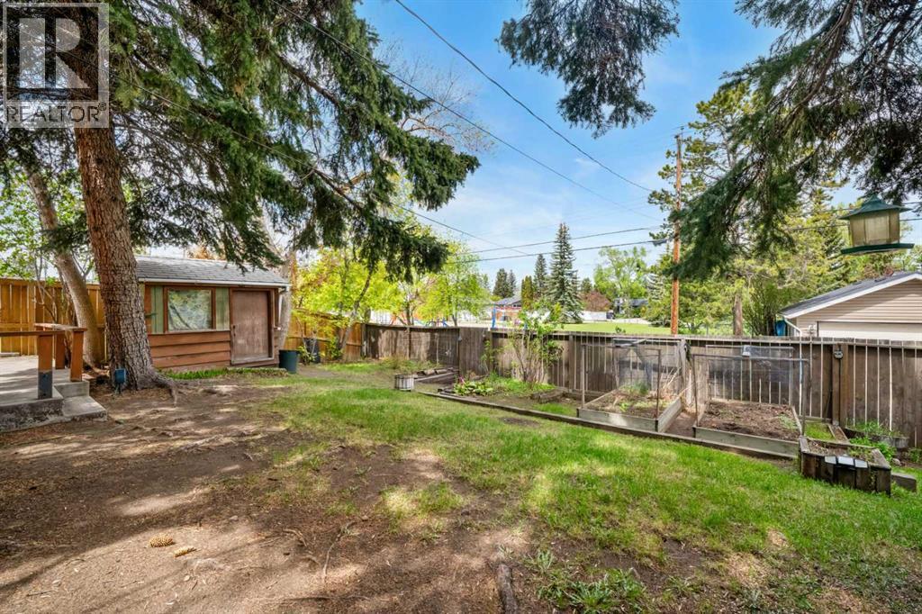 624 Willacy Drive SE - 32