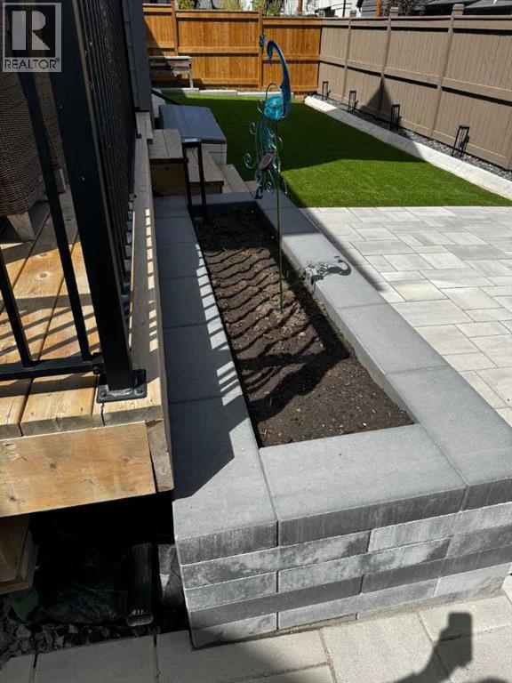 26 Bluerock Avenue SW - 45
