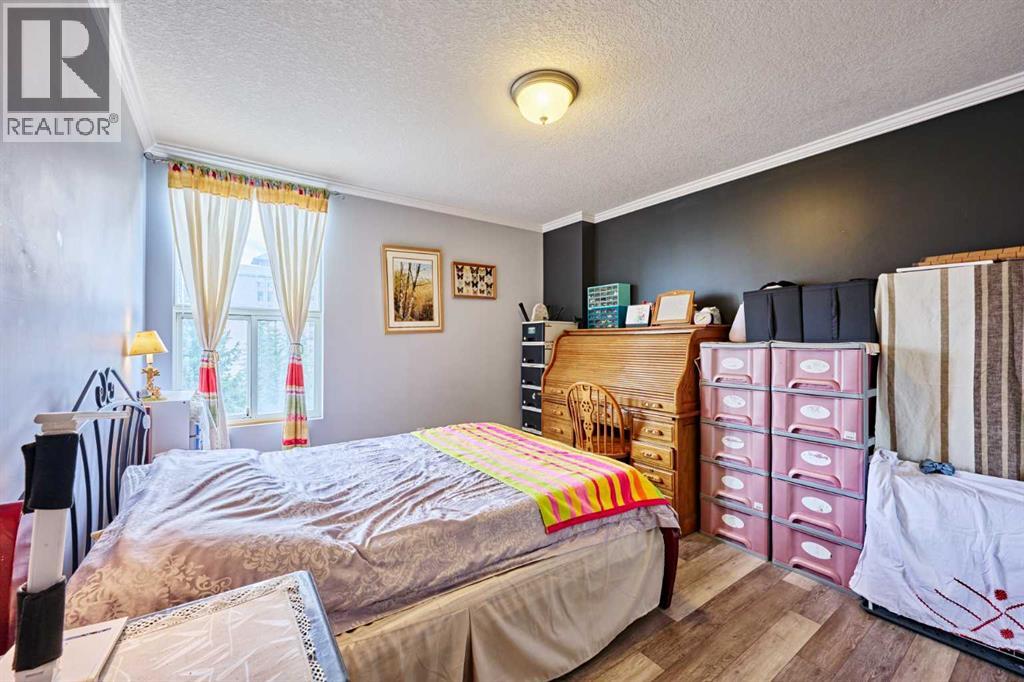 #403 4555 Varsity Lane NW - 24