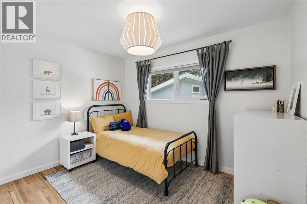 419 40 Street SW - 13