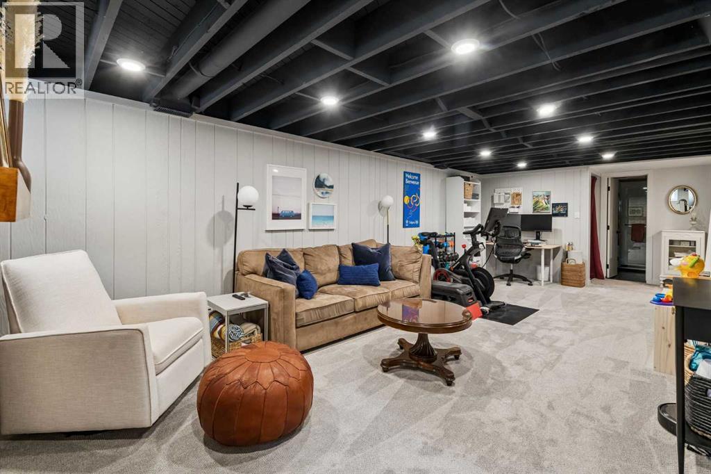 419 40 Street SW - 19
