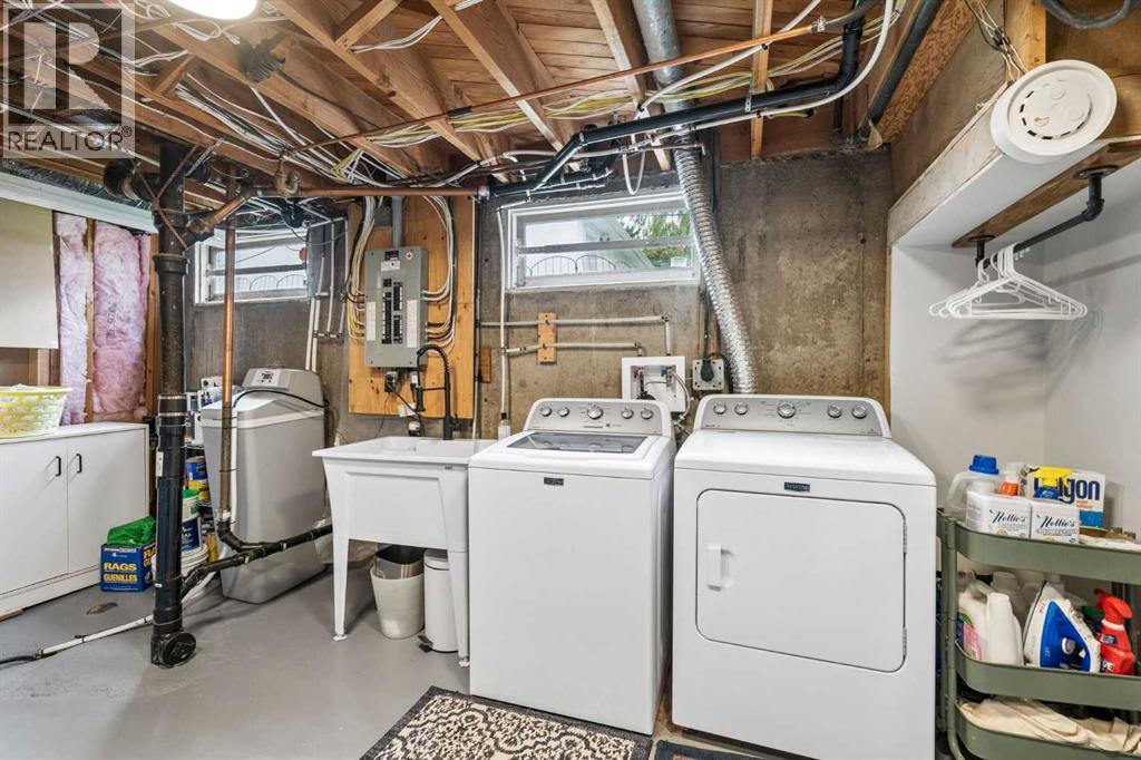419 40 Street SW - 25
