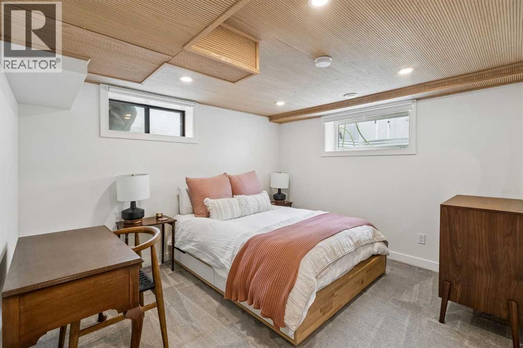 419 40 Street SW - 22