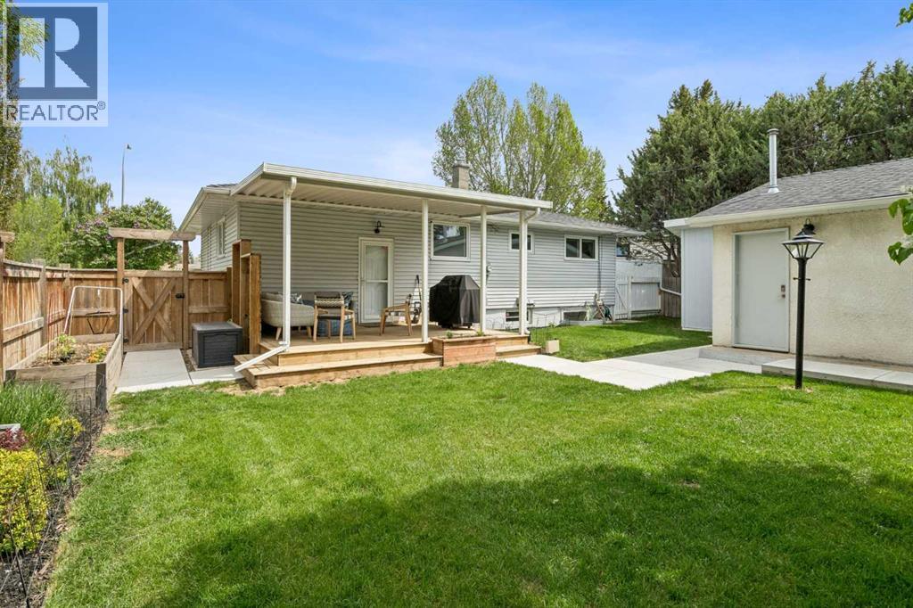 419 40 Street SW - 31