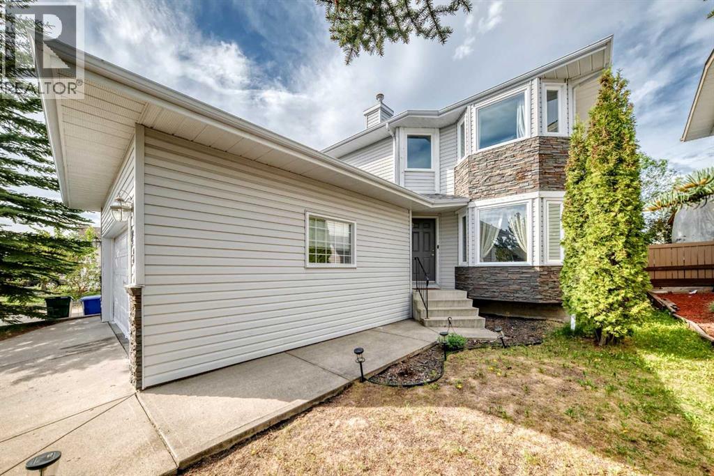 232 Macewan Ridge Close NW - Image 2