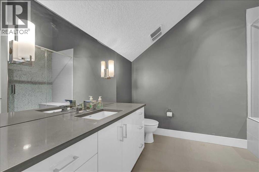 #2 3712 16 Street SW - 32